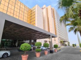 Crowne Plaza Kuwait Al Thuraya City by IHG、クウェートのホテル