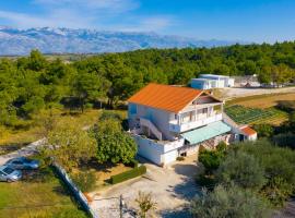 Apartments Luca, apartmán v Ražanaci