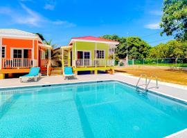 Bella at Hummingbird Estate Gold Standard Certified, hotel en Dangriga