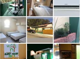 Hostel Office- Hospedagem Climatizada quartos e apartamentos privativos, hotel in Extrema