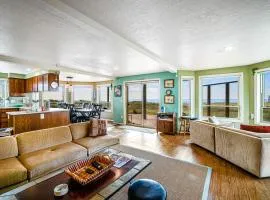 Seabird Lodge