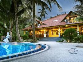 Camplung Beach Villa Tejakula with 6 Bedrooms and Pool, hotel en Tejakula