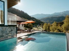 Das Graseck - mountain hideaway & health care, hotel u Garmisch-Partenkirchenu