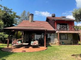 Francolin Cottage at Great Rift Valley Lodge & Golf Resort Naivasha, hotel s bazénem v destinaci Naivasha