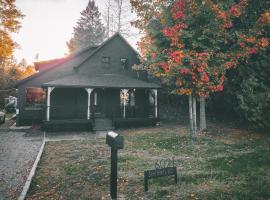 Alpine Lodge - Lake Placid, Mirror Lake ค็อทเทจในเลคแพลซิด