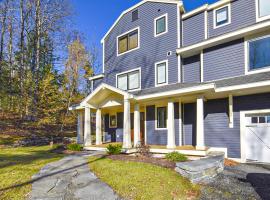 366 Ghia Farm Road, vila v mestu Ludlow