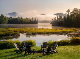 Placid Bay Hotel, hotell i Lake Placid