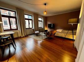 elegant and relaxing nordstadt studio, hotel near SEA LIFE Hannover, Hannover