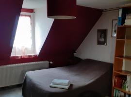 Chambres confortables à deux pas du centre de Montoire, semesterboende i Montoire-sur-le-Loir