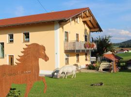 Viesnīca Ponyhof Adam Urlaub auf dem Bauernhof pilsētā Eschlkam