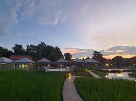 Jeerang Countryside Resort, hotel cerca de Aeropuerto de Mae Hong Son - HGN, 