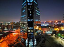 1007-Stunning Studio apt with incredible Joburg views, hotell i nærheten av Market Theatre i Johannesburg