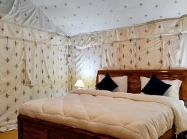 Omya Forest Camps, hotel v destinaci Bir