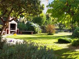 Full rental or by areas Barbecue, Gardens, Large Terraces, Three lounges