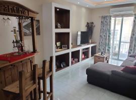 Room in Apartment - very bright well kept apartment, guest house in Marsaskala