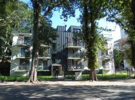 Apartment mit Blick auf den Park - Apartament MARIW MATEJKI 17 z widokiem na park, holiday rental in Świnoujście