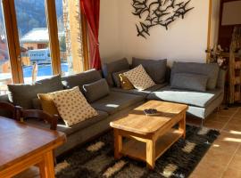 Appart chocolat chaud 4 pièces-90m² 7 personnes, hotel en Saint-Marcel