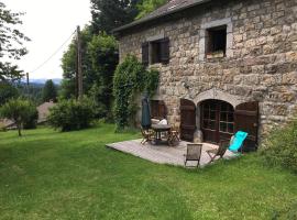 GITE LES MYOSOTIS – hotel w mieście Le Chambon-sur-Lignon