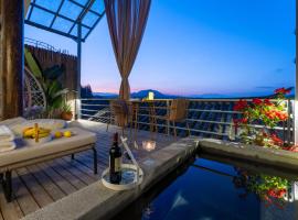 Xinyue Suying Hot Spring Holiday Hotel – hotel w mieście Tengchong