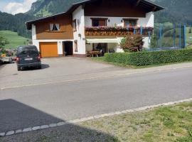 Haus Aurelia, hotell i Au im Bregenzerwald