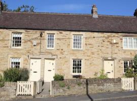 Listed sword makers cottage in Shotley Bridge, hytte i Consett