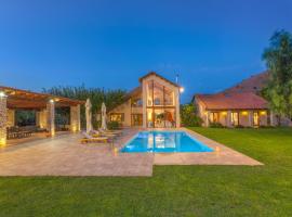 Villa Elva Nafplio、ナフプリオのホテル