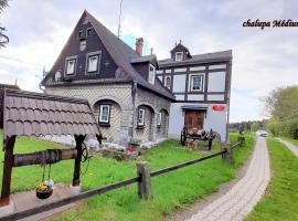 Chalupa Medium, villa a Krásná Lípa