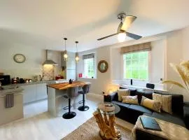 Meadfoot Bay Apartment at Hesketh Crescent