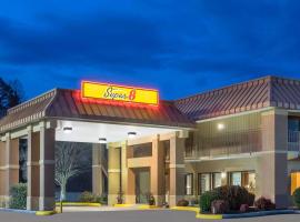 Super 8 by Wyndham Knoxville North/Powell, hotel di Knoxville