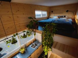 POP Tiny House Nagymaros โรงแรมในนากีมาโรช