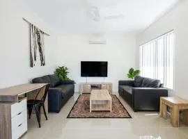 Villa Mare I 4 Mins to Beach