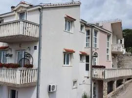Apartments Muic