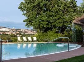 La Meridiana Bleisure Hotel