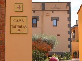 Casa TAPIOLAS, hotel Borrassá városában