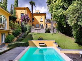 Villa Anita in Luxury Resort, hotel in Gardone Riviera