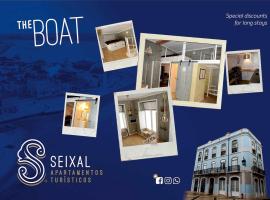 THE BOAT Apartamento Temático โรงแรมในเซชาล