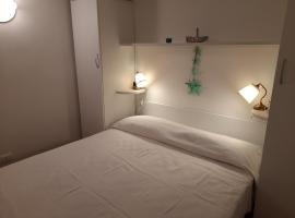 La soffitta vicino al mare, hotel in Varazze