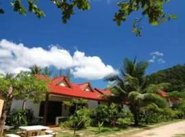 Lanta Bee Garden Bungalow SHA Extra Plus