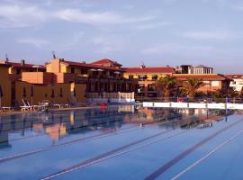 Continental Resort, serviced apartment in Tirrenia