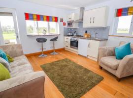 Meadow View at Keepers Cottage, holiday home in Eaton