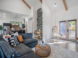 Bohemian Cathedral @ East Downtown, Hotel in Houston