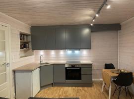 Spacious 50 sqm apartment close to city centre!, hotel em Tromsø