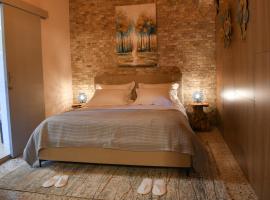 Sophias Cottage, B&B in Askas