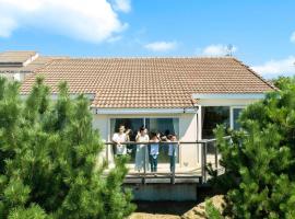 YURURI private cottage, hotel con estacionamiento en Tonosho