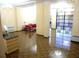 Palacio, отель в Таразе