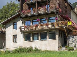 Hotel Le Chamois Logis, hotel di Molines en Queyras