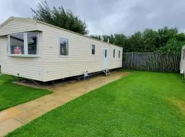 Cosy caravan in Rhyl North Wales