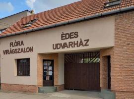 Édes Udvarház, cheap hotel in Edelény