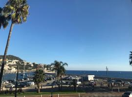 Sea View Nice Port Appartment, hotelli Nizzassa