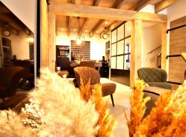 Chalet Luxury Winterberg Ferienwohnung 6 Pers Wifi 3xSchlafzimmer near Bikepark, Hotel in Winterberg